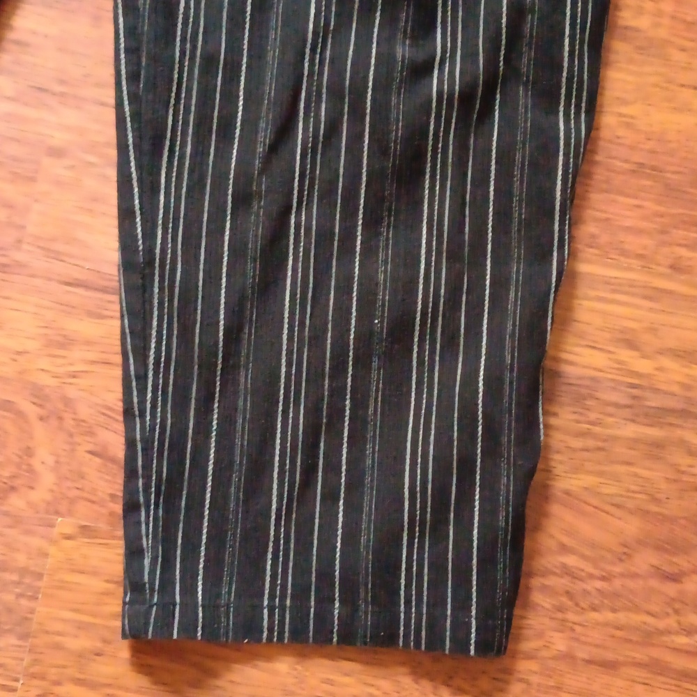 Striped‎ pants - Picture 4 of 6